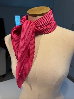 Pleated Pink Neck Scarf - Women's Accessory